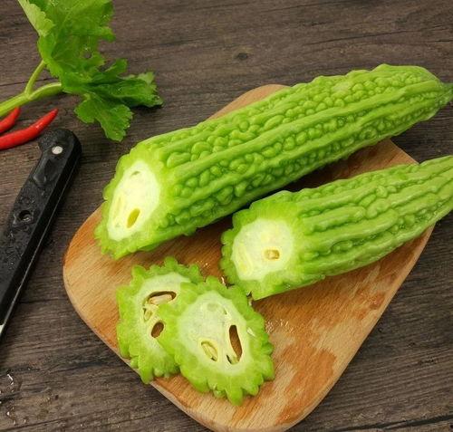 做饭分享吃瓜的说说,烹饪乐趣与吃瓜时光