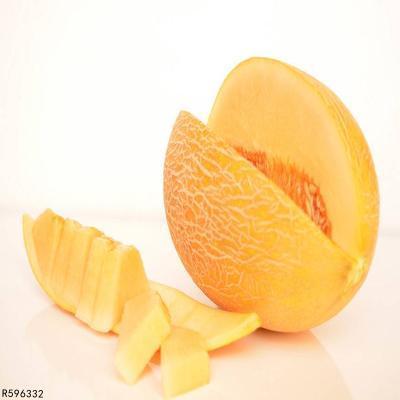 吃馕吃哈密瓜好吗,馕配哈密瓜，美味与健康同行