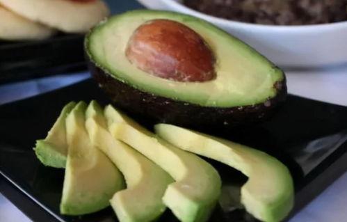 呆瓜吃牛油果好吗,营养与美味的双重享受