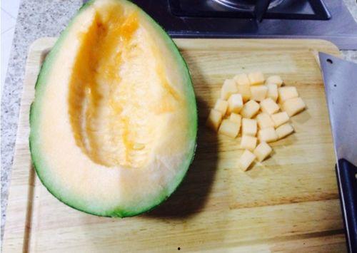 四平新鲜哈密瓜怎么吃,四平新鲜哈密瓜的多样食法探索