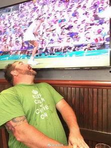 年轻的吃瓜老头,年轻吃瓜老头的趣味人生解码