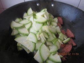 吃小白瓜的好处,夏日消暑、养生的天然佳品